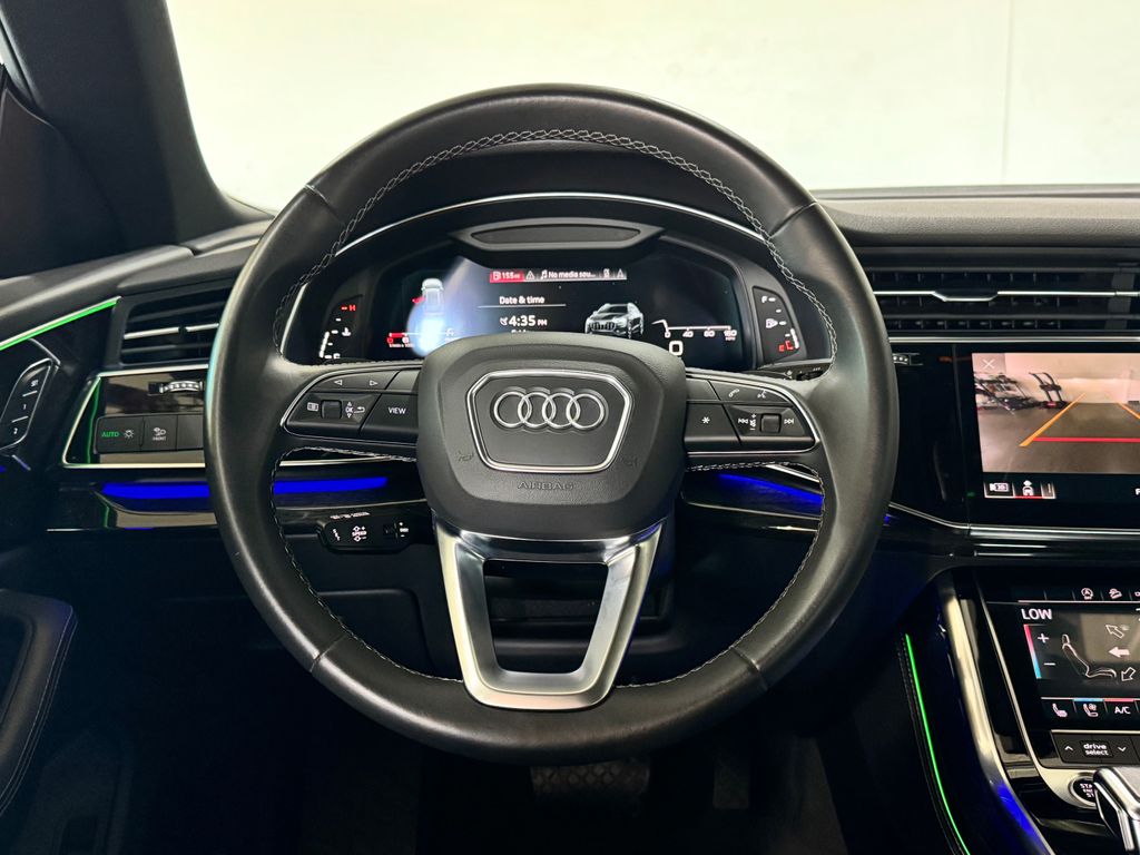 2022 Audi Q8 55 Premium Plus photo 8