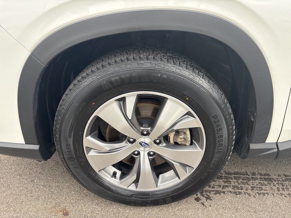 2022 Subaru Ascent Premium photo 8