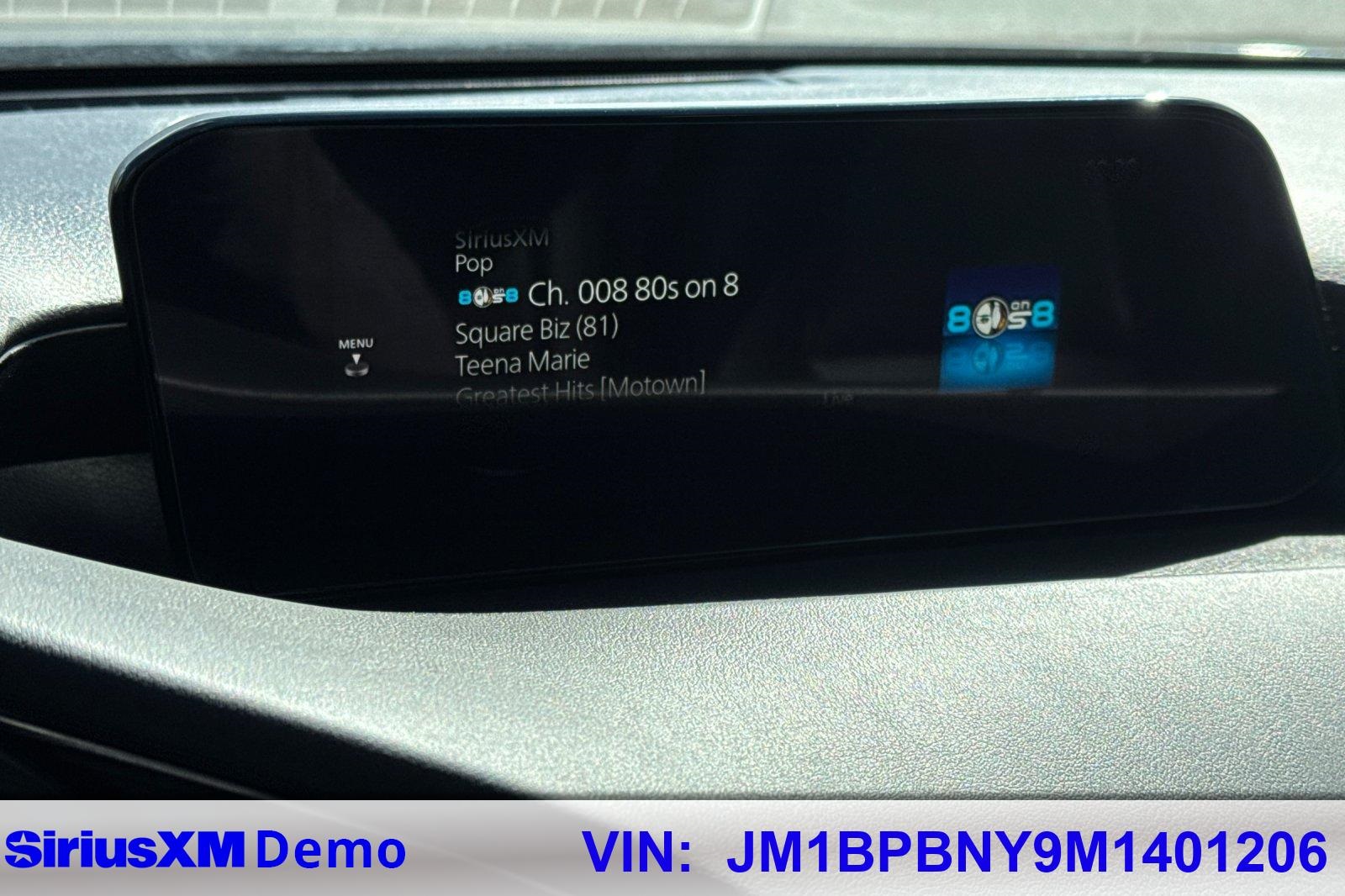 2021 Mazda Mazda3 Premium Plus photo 24