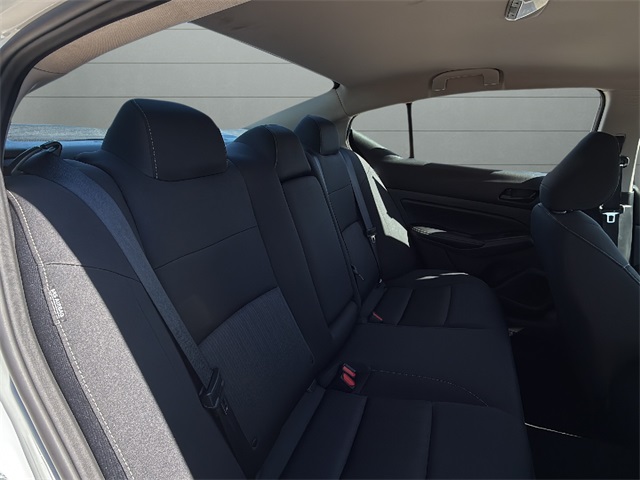 2024 Nissan Altima 2.5 SV photo 14