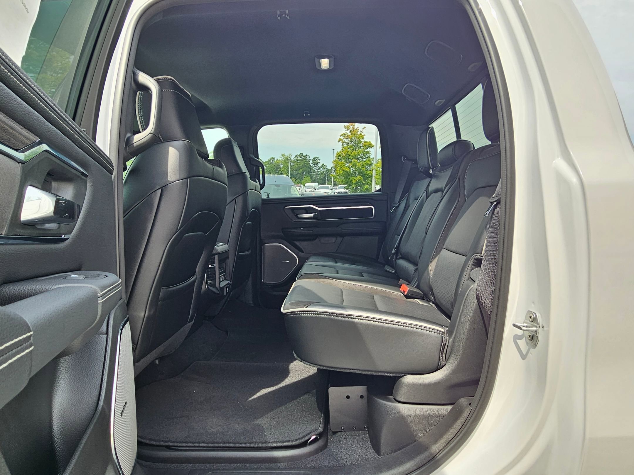 2026 Ram 1500 Laramie photo 21