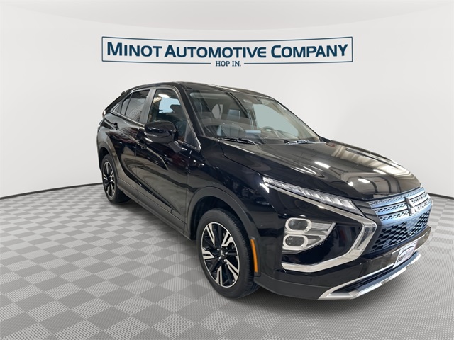 2025 Mitsubishi Eclipse Cross SE photo 2