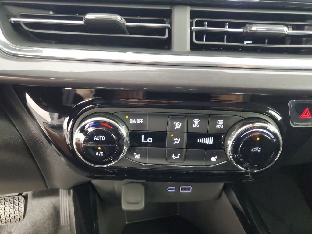 2025 Chevrolet Trax ACTIV photo 17