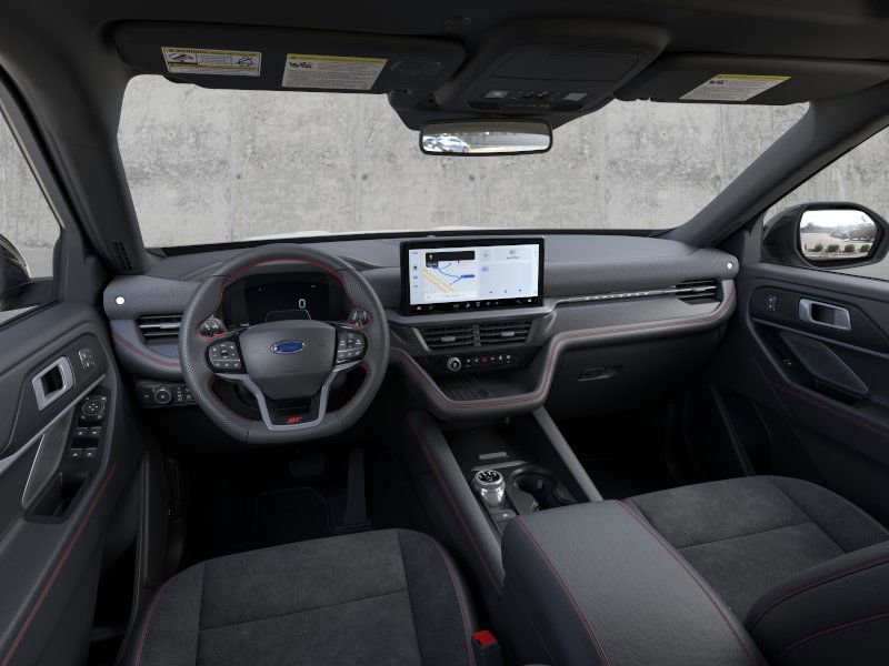 2025 Ford Explorer ST photo 9