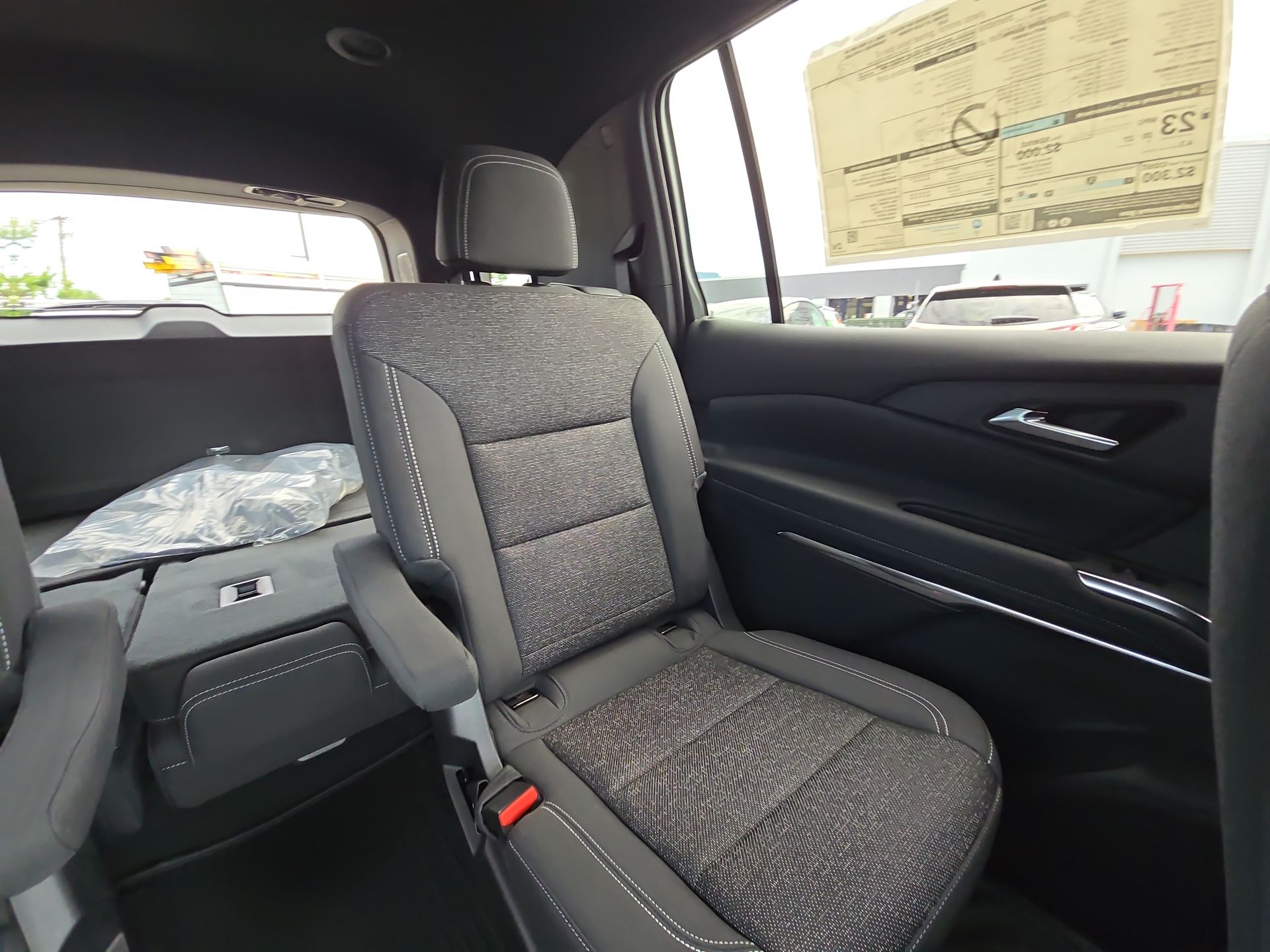 2025 Chevrolet Traverse photo 36