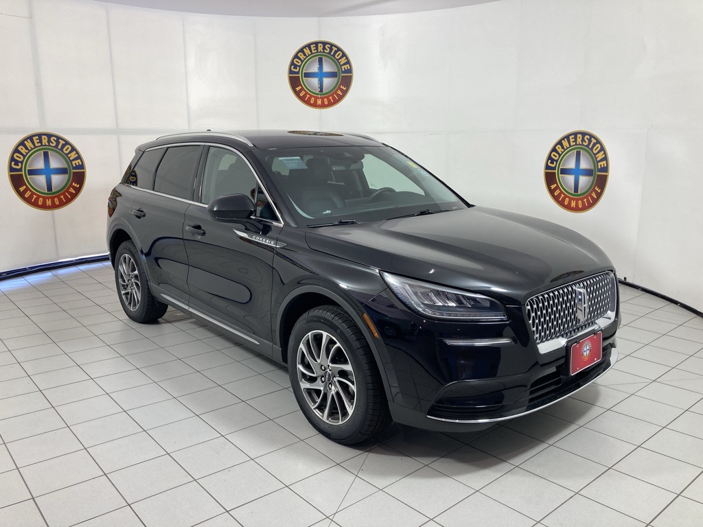 2022 Lincoln Corsair Standard photo 16