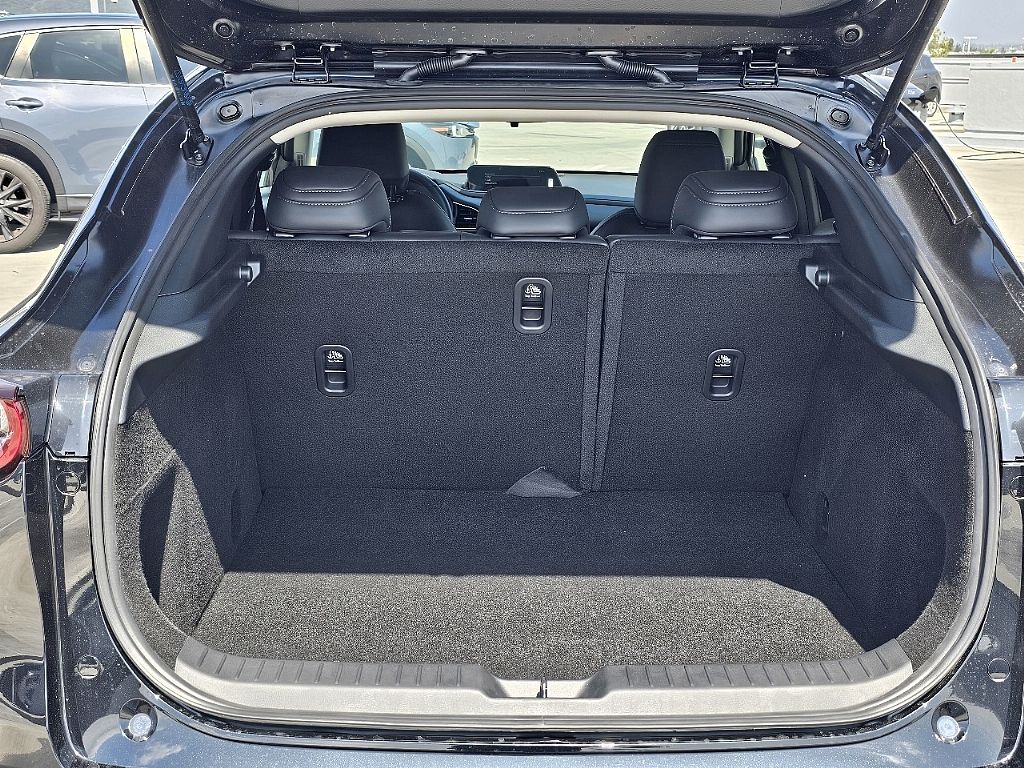 2025 Mazda CX-30 2.5 S Preferred photo 14
