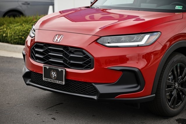 2026 Honda HR-V Sport photo 2