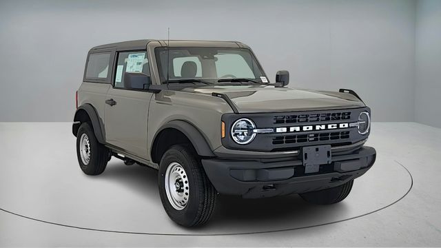 2025 Ford Bronco 2-Door Base's photo