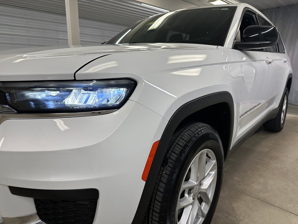 2024 Jeep Grand Cherokee Laredo X photo 32