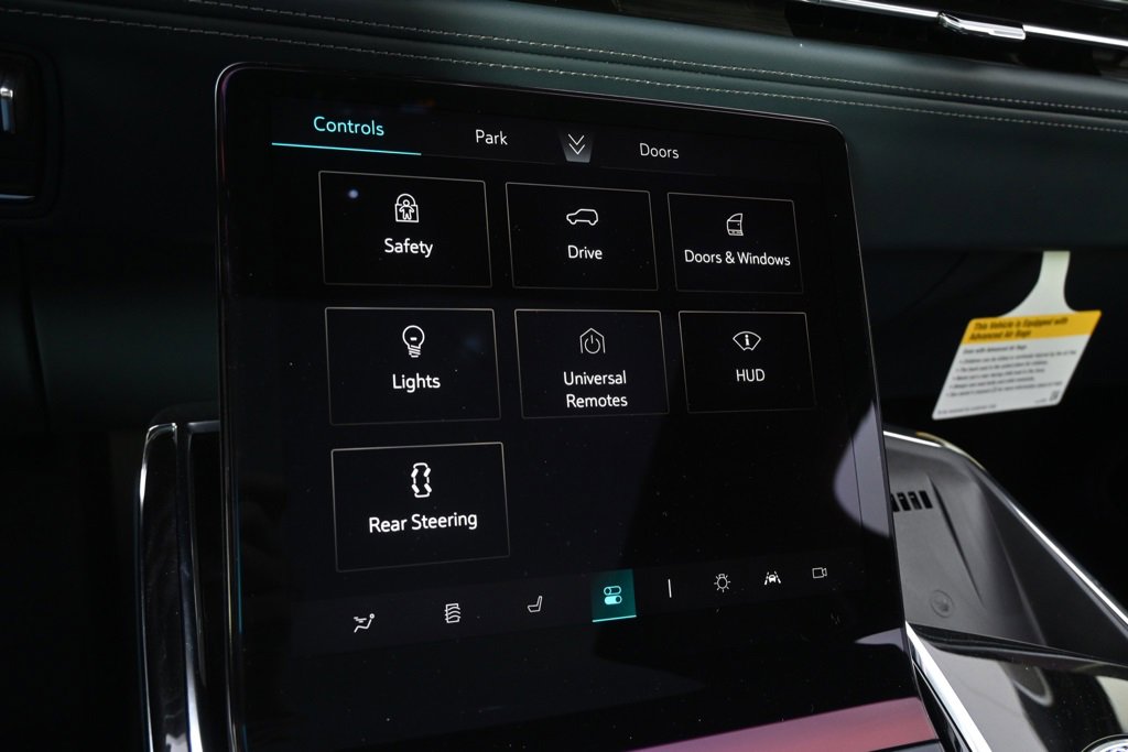 2025 Cadillac Escalade IQ Luxury photo 22