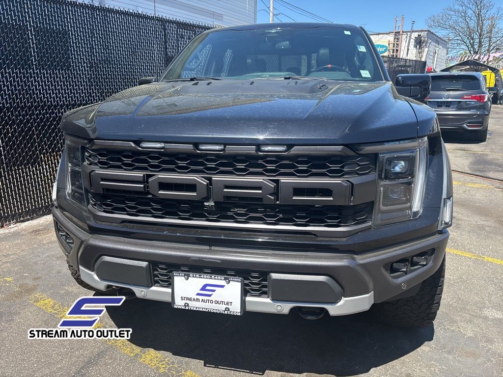 2023 Ford F-150 Raptor photo 2