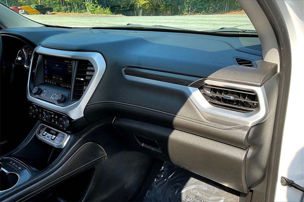 2023 Gmc Acadia SLT photo 26
