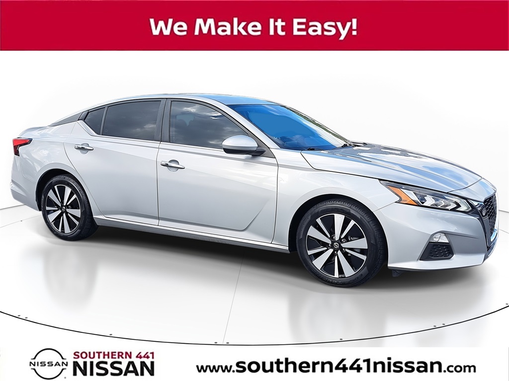 2022 Nissan Altima SV