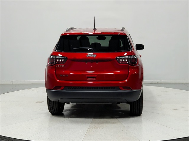 2025 Jeep Compass Latitude photo 5