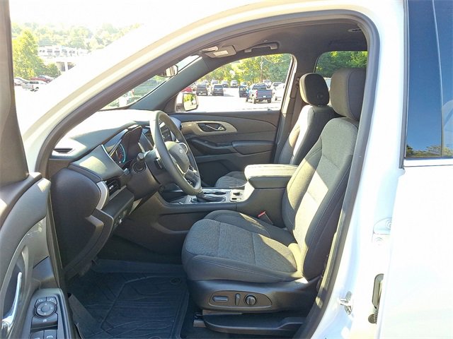 2023 Chevrolet Traverse Cloth photo 15