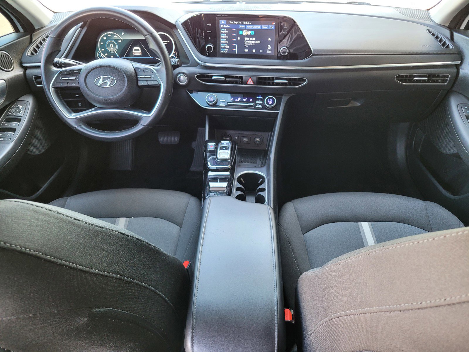 2020 Hyundai Sonata SEL photo 13