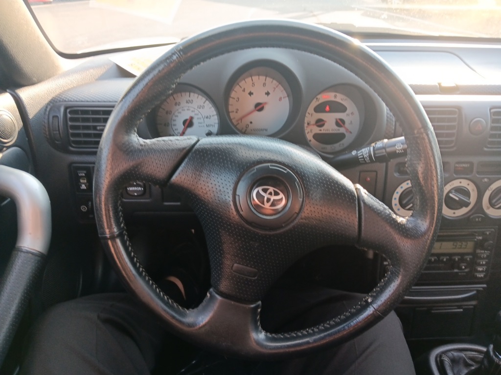 2000 Toyota MR2 Spyder Base photo 23