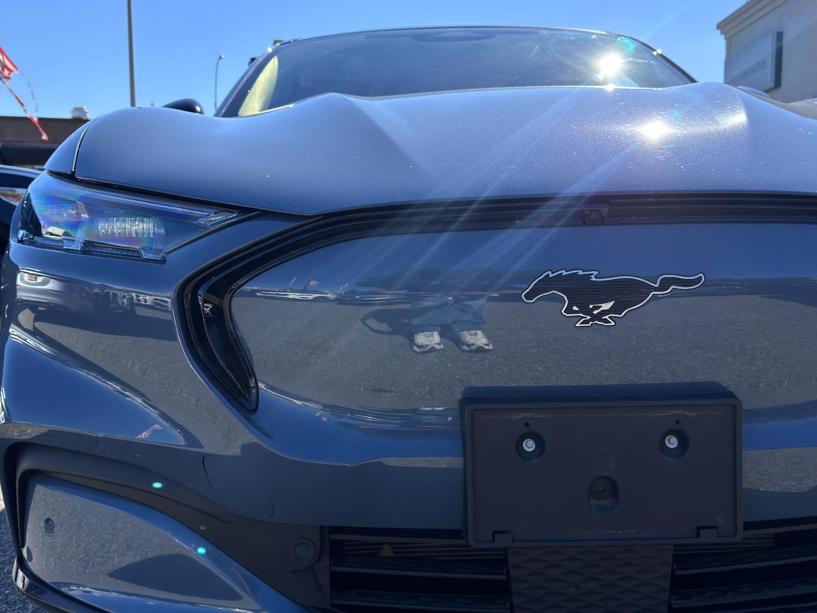 2023 Ford Mustang Mach-E Premium photo 9