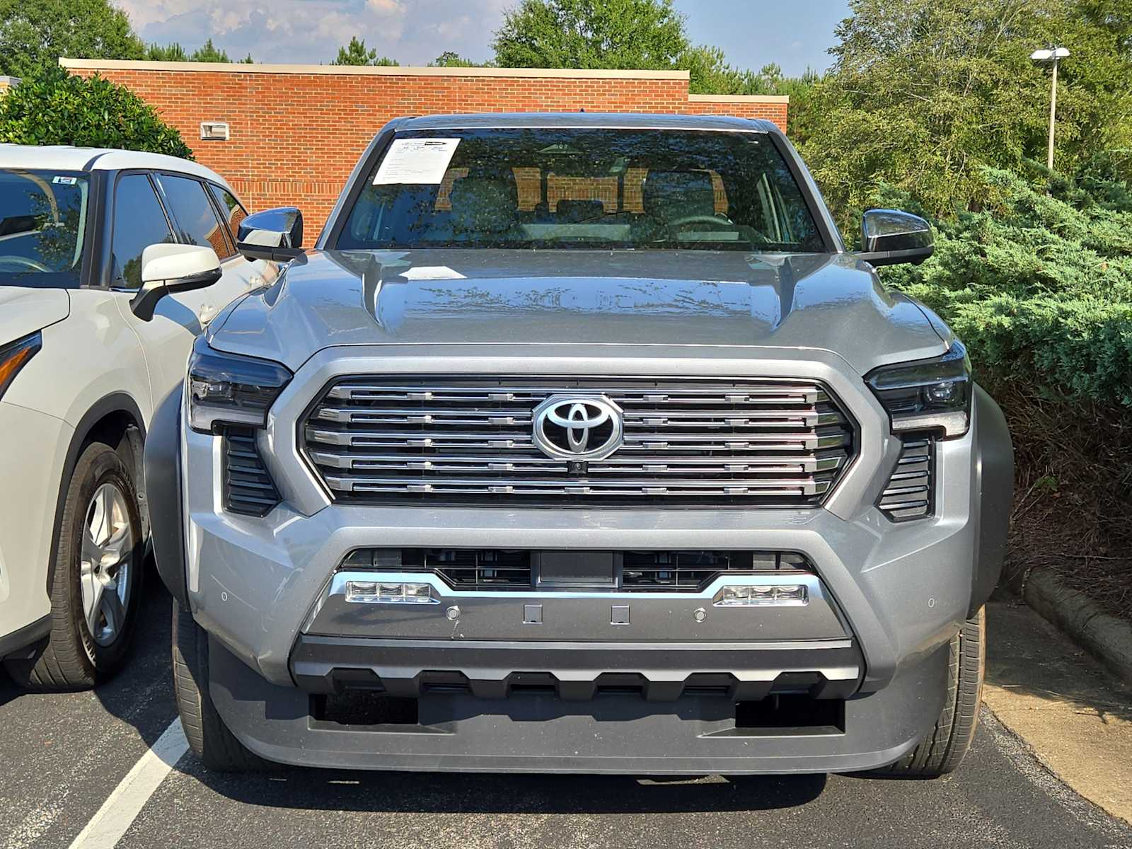 2025 Toyota Tacoma Limited photo 2