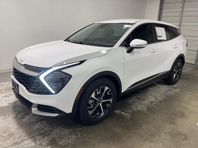 2024 Kia Sportage EX photo 3