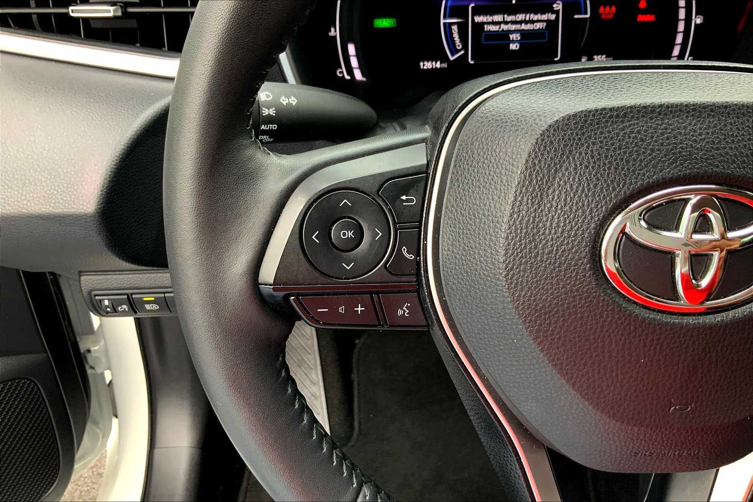 2025 Toyota Corolla Hybrid XLE photo 22