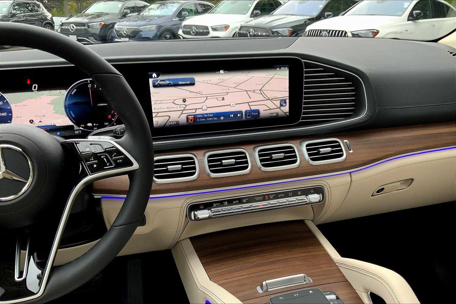 2026 Mercedes Benz GLE 450e 4MATIC photo 6
