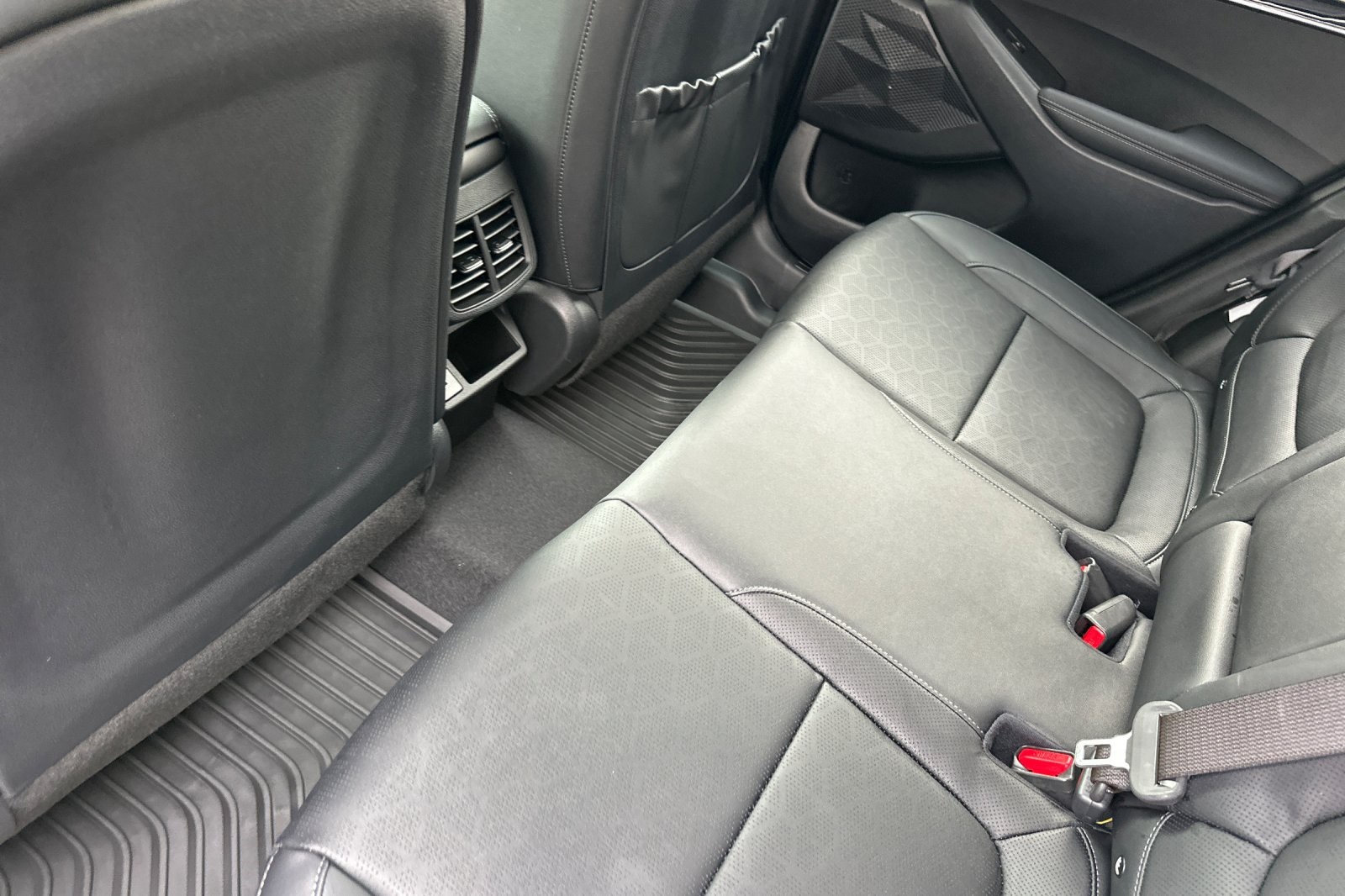 2025 Kia Seltos EX photo 7