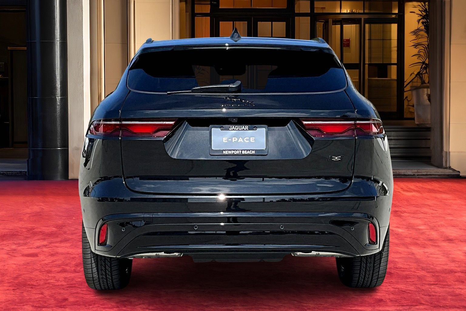 2026 Jaguar F-PACE P250 R-Dynamic S photo 2