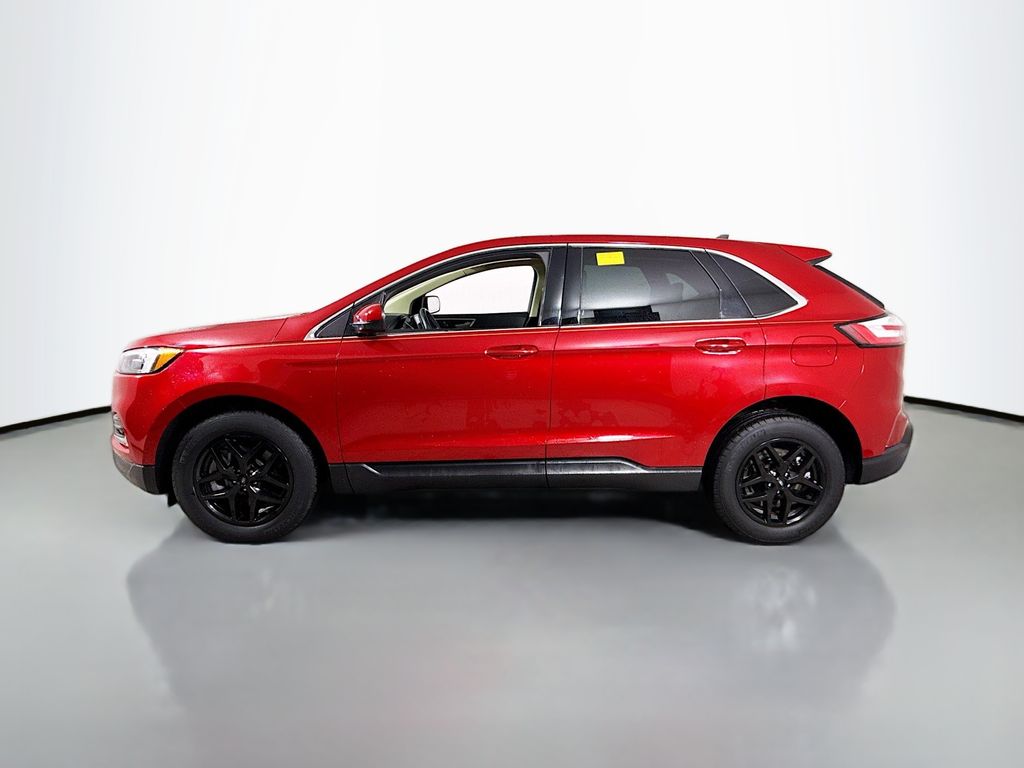 2024 Ford Edge SEL photo 3