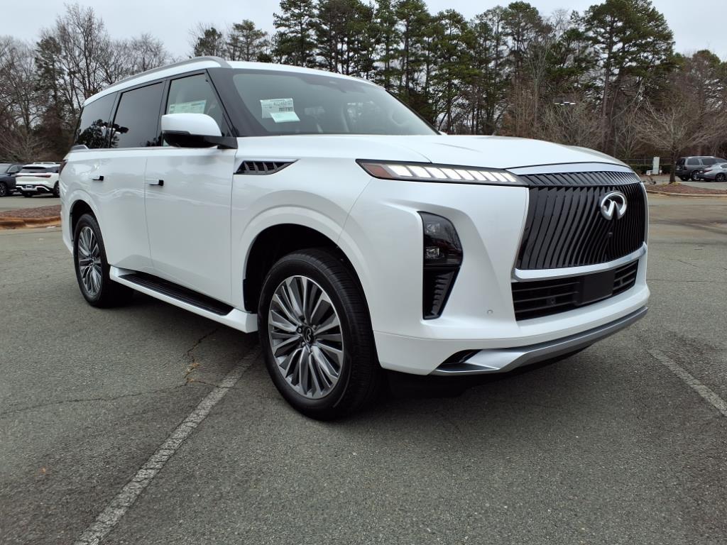 2025 Infiniti QX80 Sensory photo 3