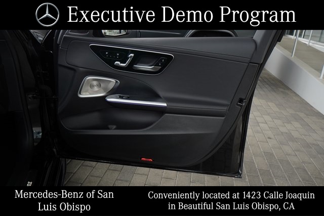 2025 Mercedes Benz C 300 photo 11