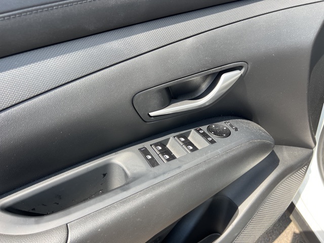 2025 Hyundai Santa Cruz SE photo 11