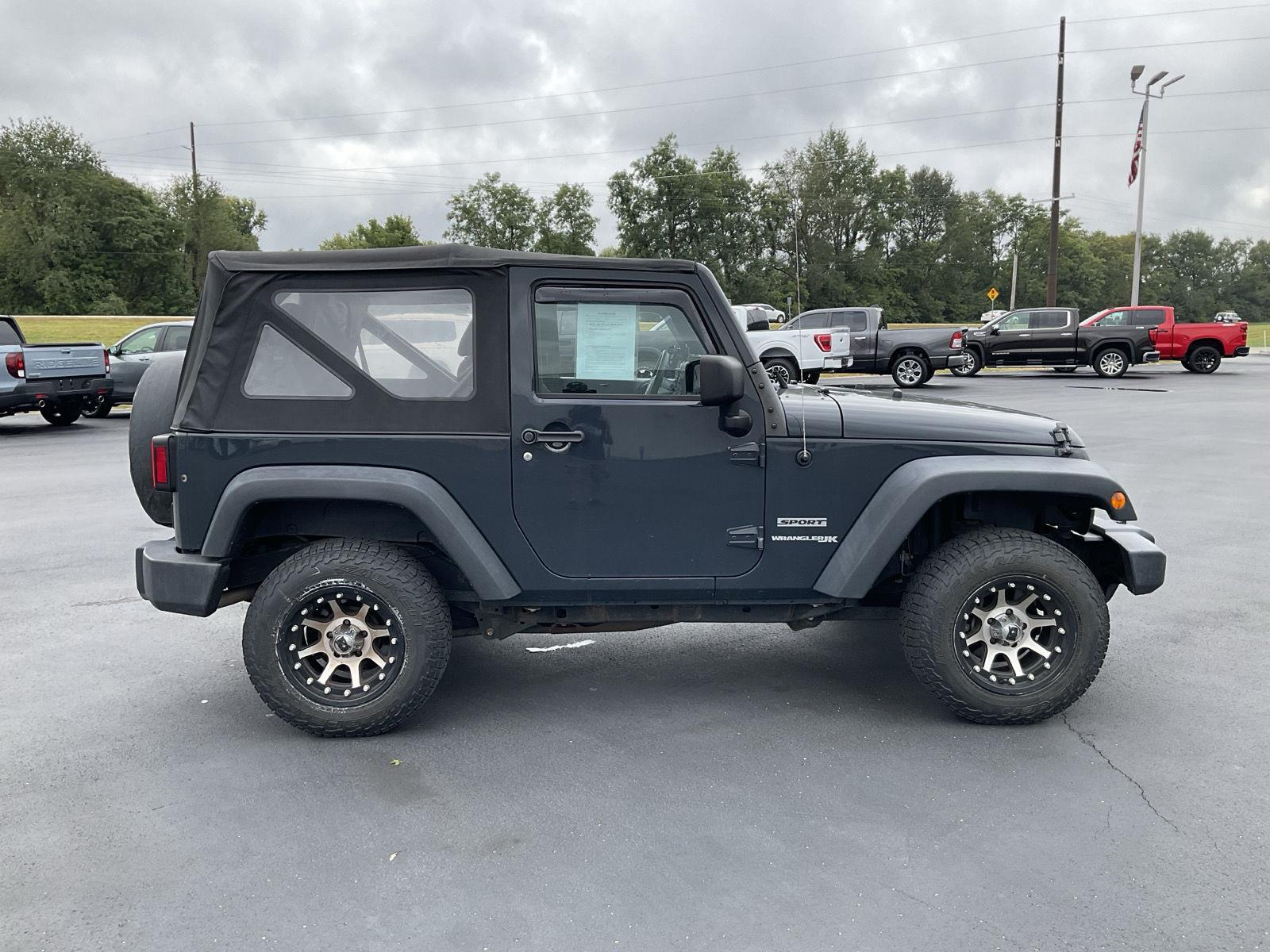 2018 Jeep Wrangler Sport photo 5