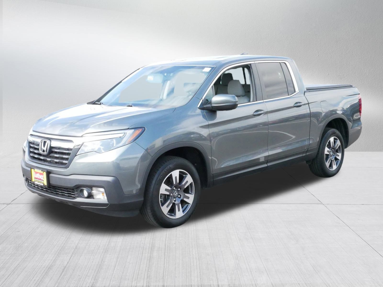 2019 Honda Ridgeline RTL photo 3