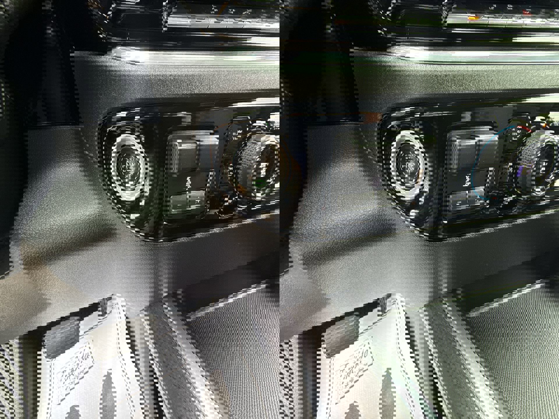 2024 Chevrolet Silverado 2500HD LTZ photo 16