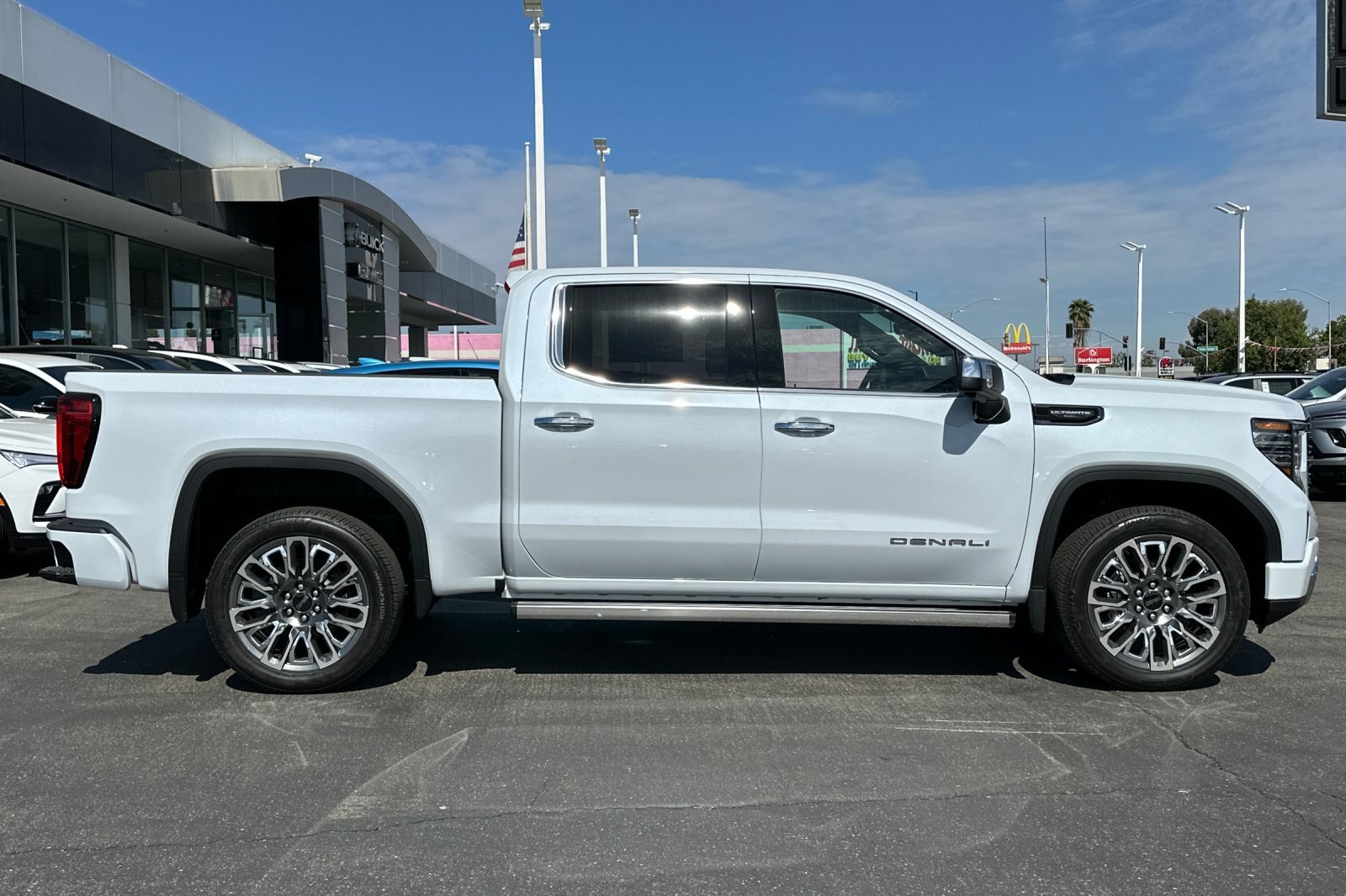 2026 Gmc Sierra 1500 Denali Ultimate photo 4