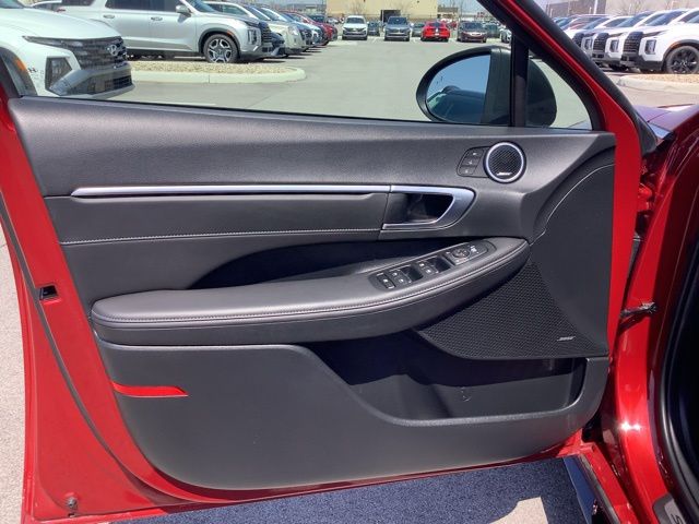 2023 Hyundai Sonata Hybrid Limited photo 12