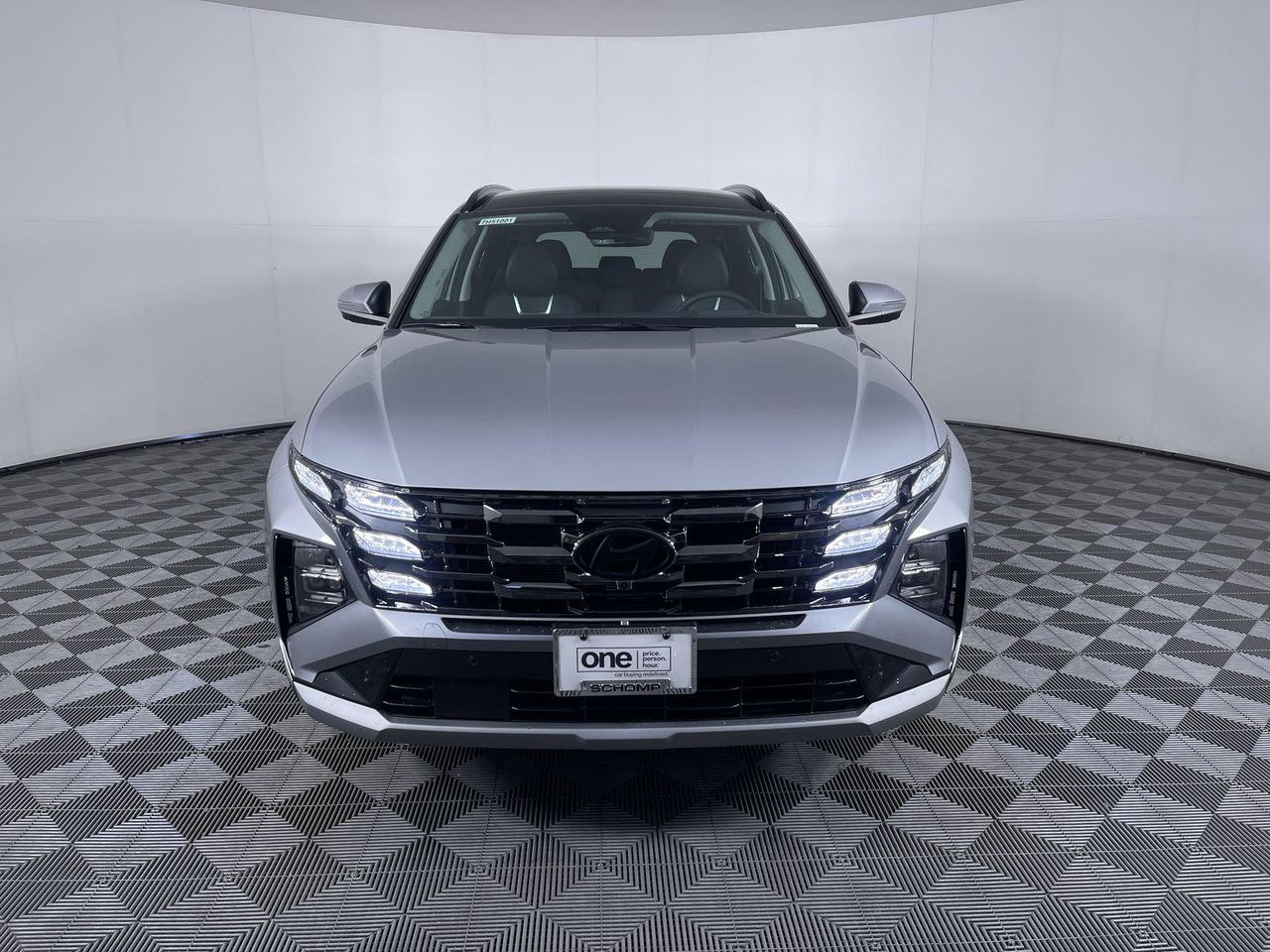 2025 Hyundai Tucson Limited photo 2