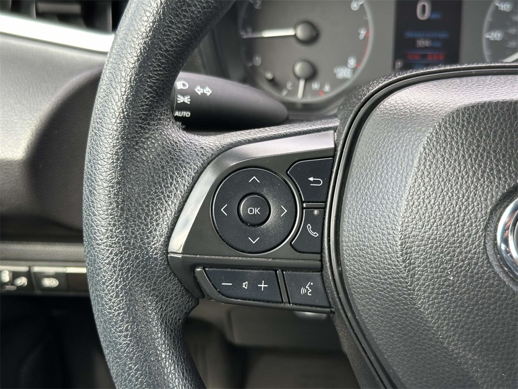 2024 Toyota Corolla LE photo 7