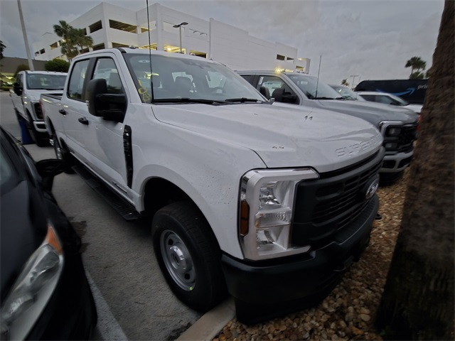 2025 Ford F-250 XL photo 2