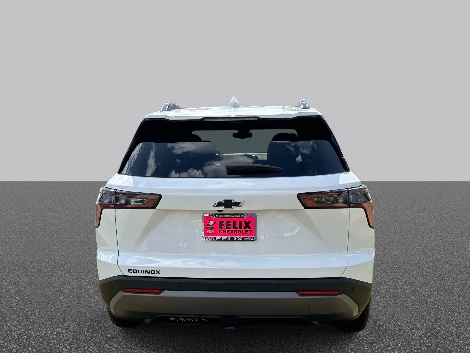 2025 Chevrolet Equinox LT photo 3