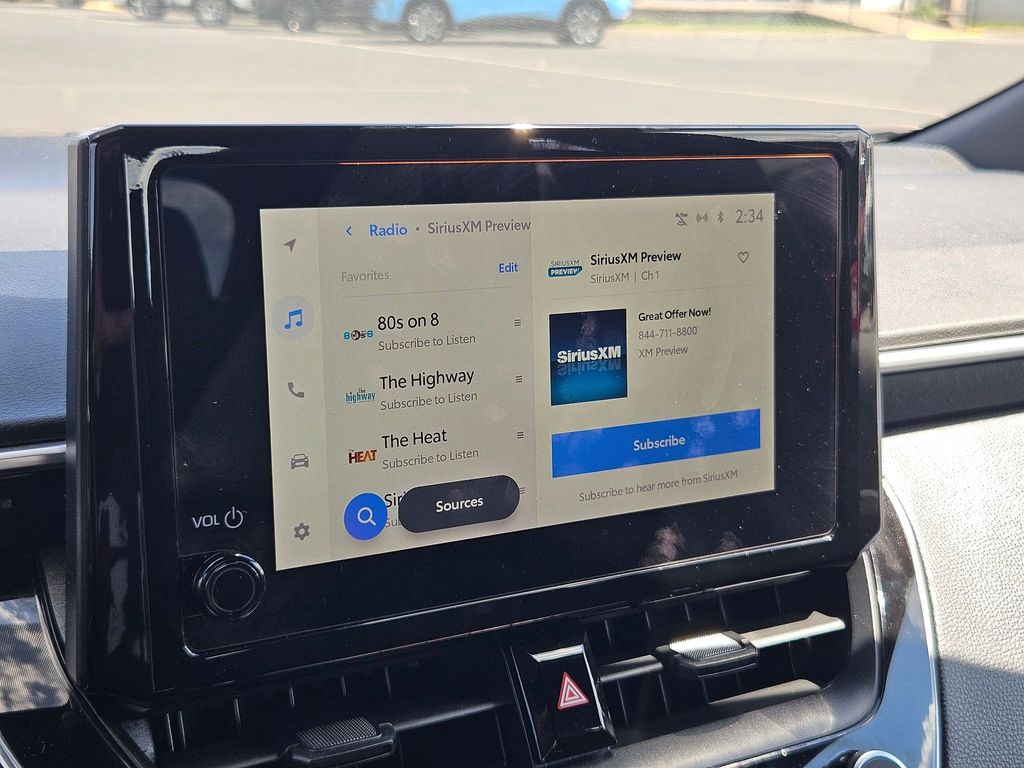 2023 Toyota Corolla SE photo 20