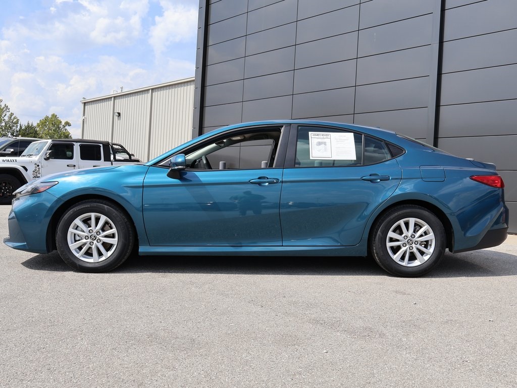 2025 Toyota Camry LE photo 2