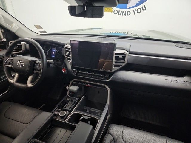 2022 Toyota Tundra SR5 CrewMax photo 18