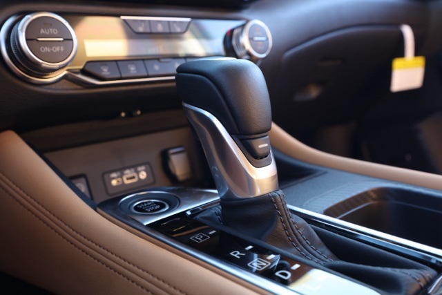 2025 Nissan Sentra SV photo 28