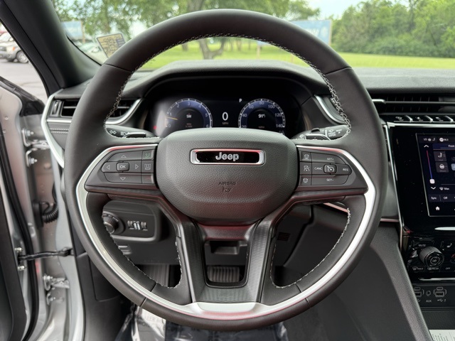 2025 Jeep Grand Cherokee Altitude X photo 23