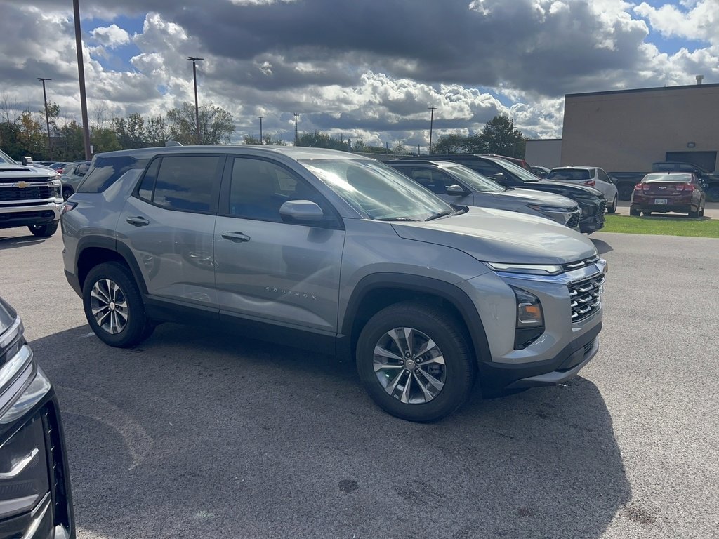 2026 Chevrolet Equinox LT photo 3