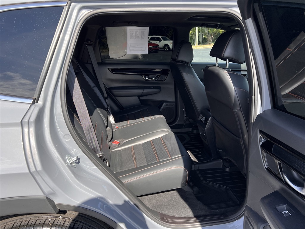 2024 Honda CR-V Hybrid Sport Touring photo 13