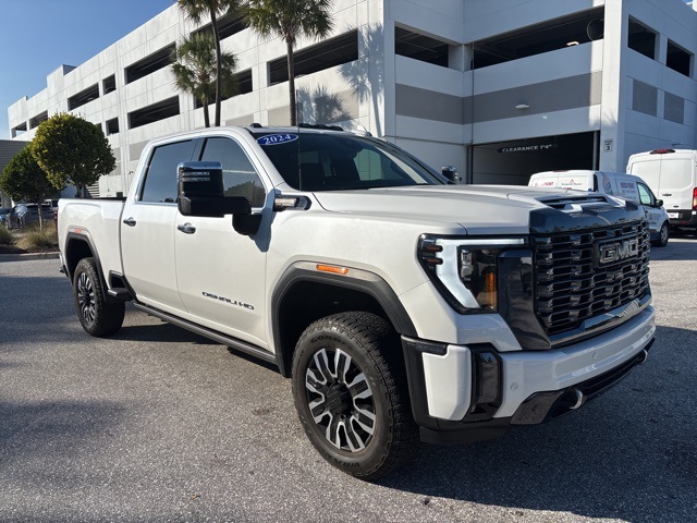 2024 GMC Sierra 2500HD Denali Ultimate's photo